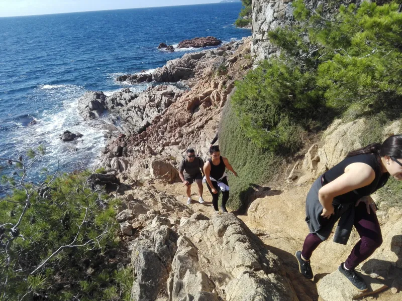 Costa Brava - Hiking group exploring